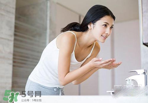 用白醋洗臉要不要用清洗再洗一遍？用白醋洗臉要再洗一遍嗎？