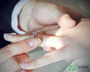 臘月可以訂婚嗎？臘月訂婚好不好？