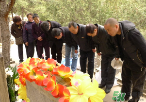 臘月可以上墳嗎？臘月上墳時(shí)間