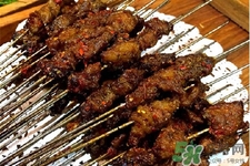 吃燒烤能喝啤酒嗎？吃燒烤喝啤酒好嗎？