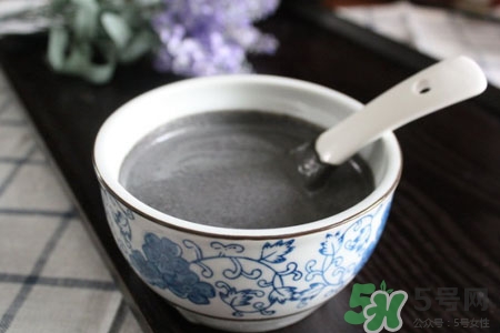 芝麻糊上火嗎？吃黑芝麻糊會上火嗎？