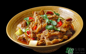 無骨鴨掌怎么去骨頭？無骨鴨掌怎么做好吃？