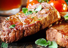 自己在家怎么腌牛排？自己在家腌制牛排需要什么材料？