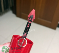 阿瑪尼唇彩試色大全_阿瑪尼唇彩哪個(gè)色號(hào)好看