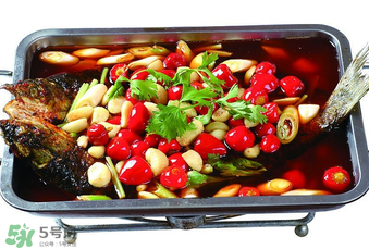 微波爐烤魚(yú)要多長(zhǎng)時(shí)間？微波爐烤魚(yú)要怎么做？