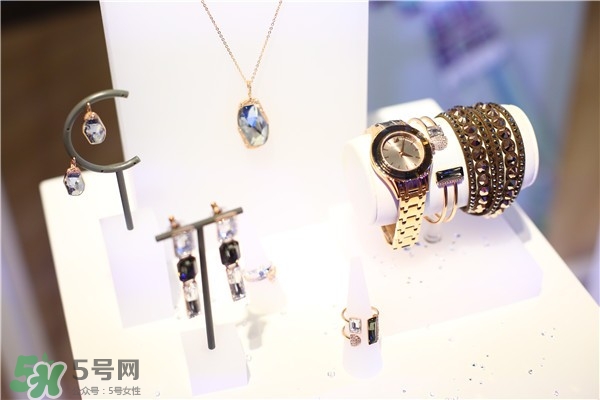 施華洛世奇2017春夏新款有哪些？施華洛世奇2017春夏新款多少錢？