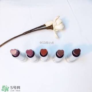 kiko2017情人節(jié)愛心口紅色號(hào) kiko2017情人節(jié)愛心口紅試色