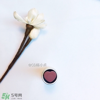 kiko2017情人節(jié)愛心口紅色號(hào) kiko2017情人節(jié)愛心口紅試色