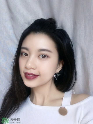 kiko2017情人節(jié)愛心口紅色號(hào) kiko2017情人節(jié)愛心口紅試色