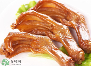 鹵鴨掌要多長(zhǎng)時(shí)間？鹵鴨掌鹵多長(zhǎng)時(shí)間？