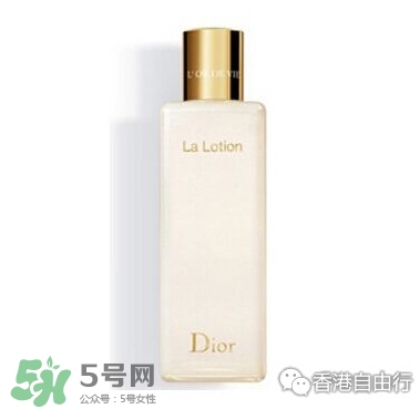 美容液是爽膚水嗎？美容液和爽膚水的區(qū)別