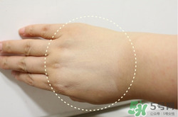 赫拉氣墊bb霜和雪花秀哪個(gè)好？赫拉氣墊bb霜和亦博哪個(gè)好