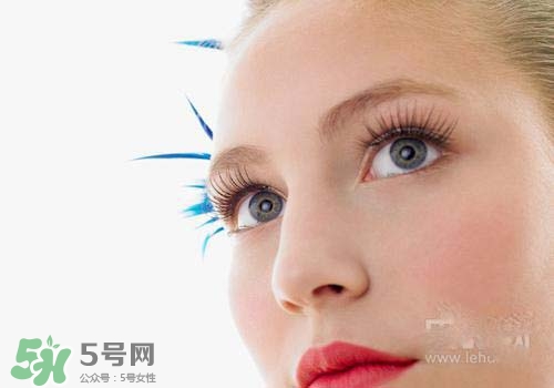 潤唇膏可以增長睫毛嗎？潤唇膏怎樣增長睫毛？