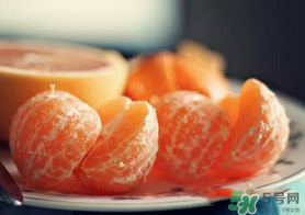 桔子外面的白皮能吃嗎？桔子外面白白的是什么？