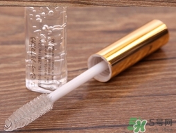 大創(chuàng)睫毛雨衣怎么用？大創(chuàng)睫毛雨衣使用方法