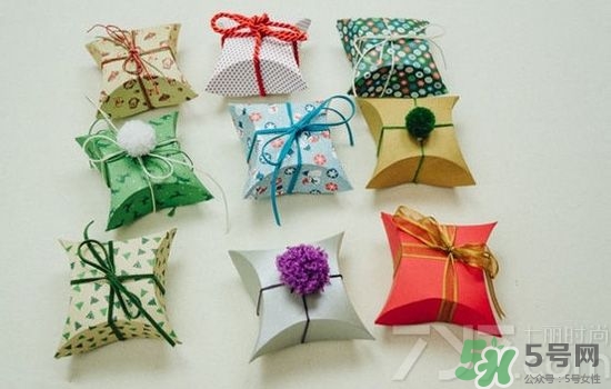 過年送女朋友什么禮物？過年給男朋友送什么