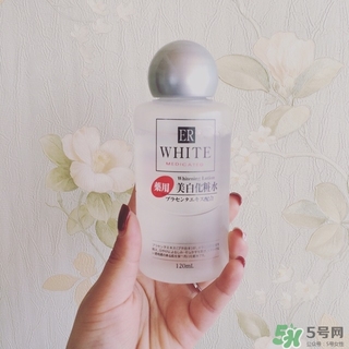 大創(chuàng)美白化妝水爽膚水怎么樣？大創(chuàng)化妝水好用嗎？