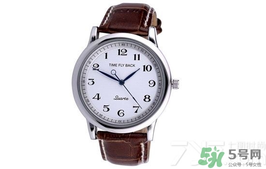 過年送女朋友什么禮物？過年給男朋友送什么