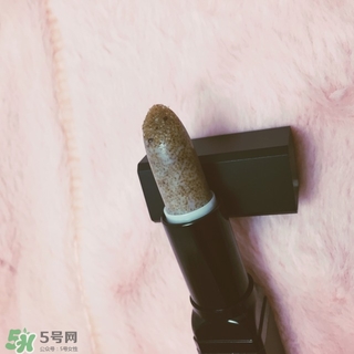 elf唇部磨砂膏怎么用？e.l.f唇部磨砂膏使用心得