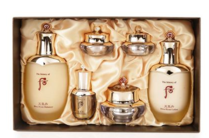 送媽媽什么護膚品好？給媽媽送什么護膚品好