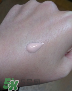 dior迪奧夢(mèng)幻美肌修顏乳怎么用？迪奧修顏乳怎么用