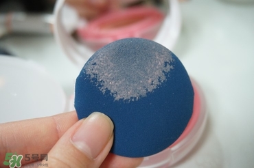 iope氣墊腮紅怎么用？iope亦博氣墊腮紅使用心得