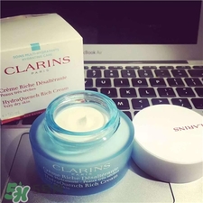 補水霜和面霜一樣嗎?補水霜是面霜嗎? 補水霜和面霜一樣嗎?補水霜是面霜嗎?