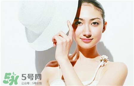 春季要防曬嗎?春季防曬的重要性 春季要防曬嗎?春季防曬的重要性