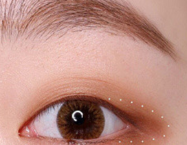 單眼皮怎么畫(huà)眼影圖解 單眼皮怎么畫(huà)眼影圖片