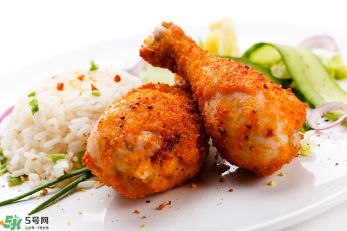 拉肚子可以吃雞腿嗎？吃雞腿會拉肚子嗎？