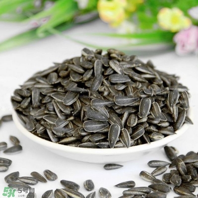 吃瓜子會(huì)口腔潰瘍嗎？口腔潰瘍可以吃瓜子嗎？