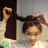 韓式丸子頭怎么扎 韓式丸子頭扎法圖解 韓式丸子頭怎么扎 韓式丸子頭扎法圖解