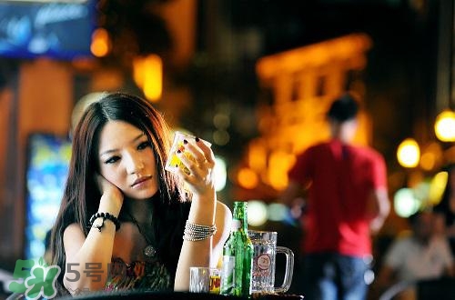 喝酒對皮膚好嗎？喝酒對皮膚有什么壞處？