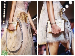 迪奧塔羅牌包包多少錢？dior塔羅牌包包價格