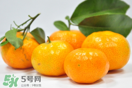 橘子不能跟什么一起吃？橘子和什么食物相克？