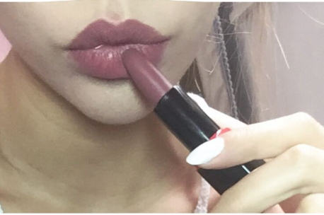 煙粉色是什么顏色？煙粉色口紅試色