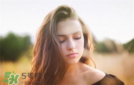 混干皮是什么樣?混干皮和混油皮區(qū)別 混干皮是什么樣?混干皮和混油皮區(qū)別