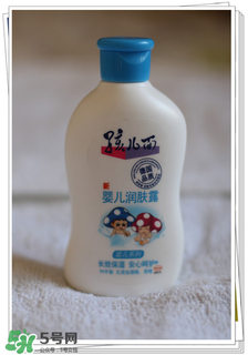 乳液需要用化妝棉嗎_乳液用化妝棉擦好嗎 乳液需要用化妝棉嗎_乳液用化妝棉擦好嗎