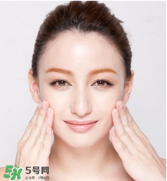 精華什么年紀用？精華什么年齡開始用？