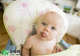 寶寶輔食一天吃幾次？寶寶每天吃輔食次數(shù)