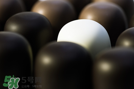 湯圓沒煮熟會(huì)中毒嗎?湯圓多久能煮熟 湯圓沒煮熟會(huì)中毒嗎?湯圓多久能煮熟