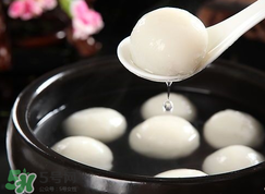 元宵為什么會(huì)裂開(kāi)？怎么煮元宵不容易裂開(kāi)？