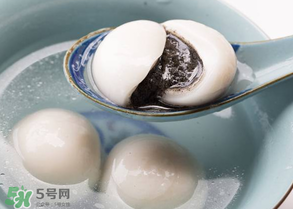 芝麻湯圓上火嗎？吃黑芝麻湯圓上火嗎？