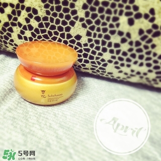 雪花秀人參面霜和彈力面霜哪個(gè)好?有什么區(qū)別? 雪花秀人參面霜和彈力面霜哪個(gè)好?有什么區(qū)別?