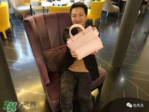 紀(jì)梵希包先生2017情人節(jié)包包多少錢？紀(jì)梵希情人節(jié)包包哪里買？