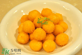 炸元宵是蒸完再炸嗎？速凍元宵怎么炸？