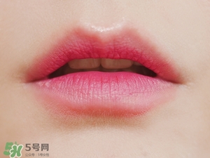植村秀豆沙色口紅色號(hào)是幾號(hào)色？植村秀豆沙色口紅試色