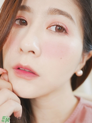 植村秀豆沙色口紅色號(hào)是幾號(hào)色？植村秀豆沙色口紅試色