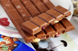 瑞士蓮巧克力是lindt還是lindor？瑞士蓮巧克力有幾種口味？