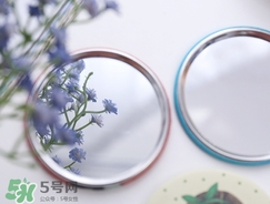 送女生鏡子代表什么?男生送女生鏡子的含義 送女生鏡子代表什么?男生送女生鏡子的含義